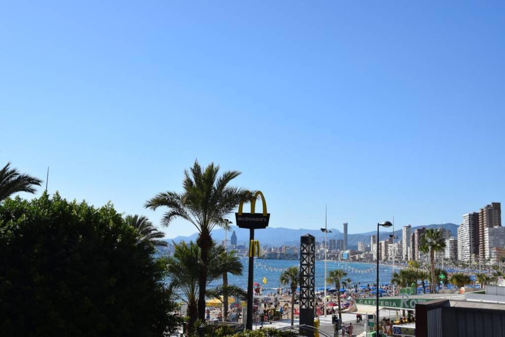 Apartamento En El Paseo Maritimo De Benidorm Eksteriør billede